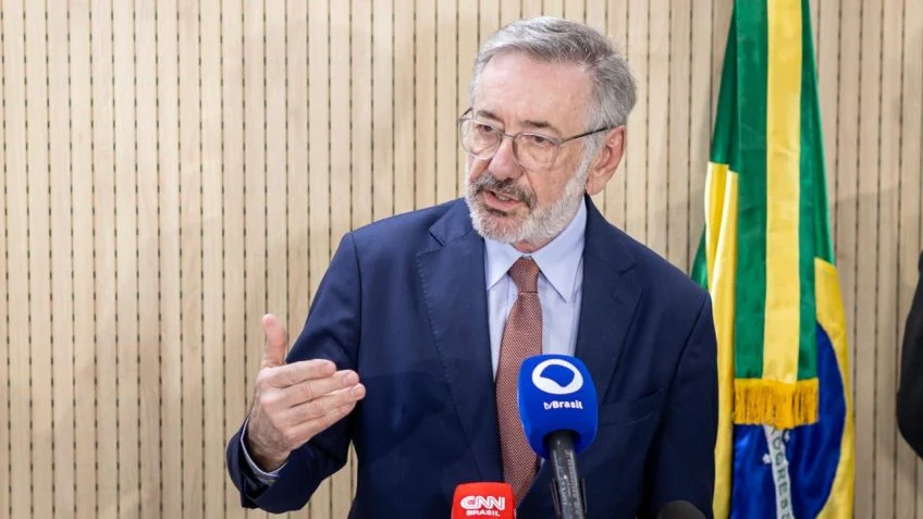 EUA deixam 2.000 produtos sem tarifa dupla, diz governo Lula
