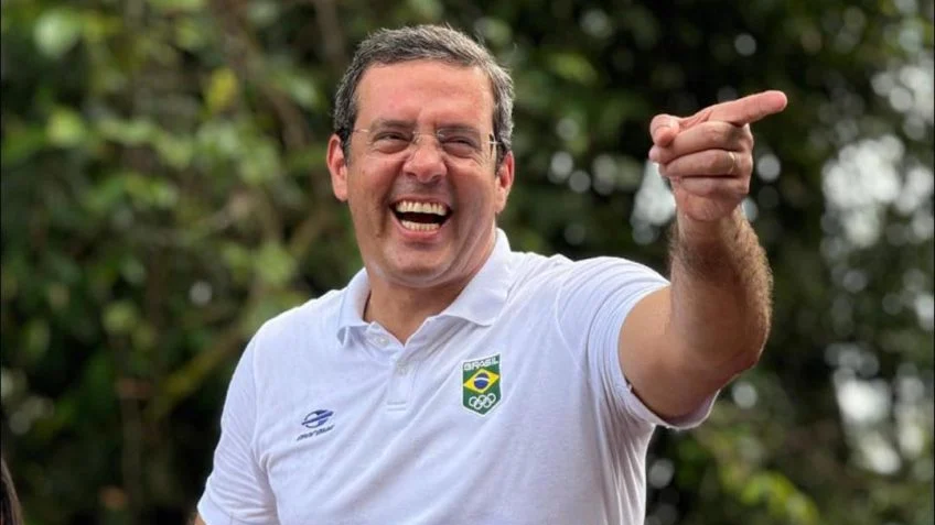Dr. Furlan venceria no 1º turno no AP, diz pesquisa