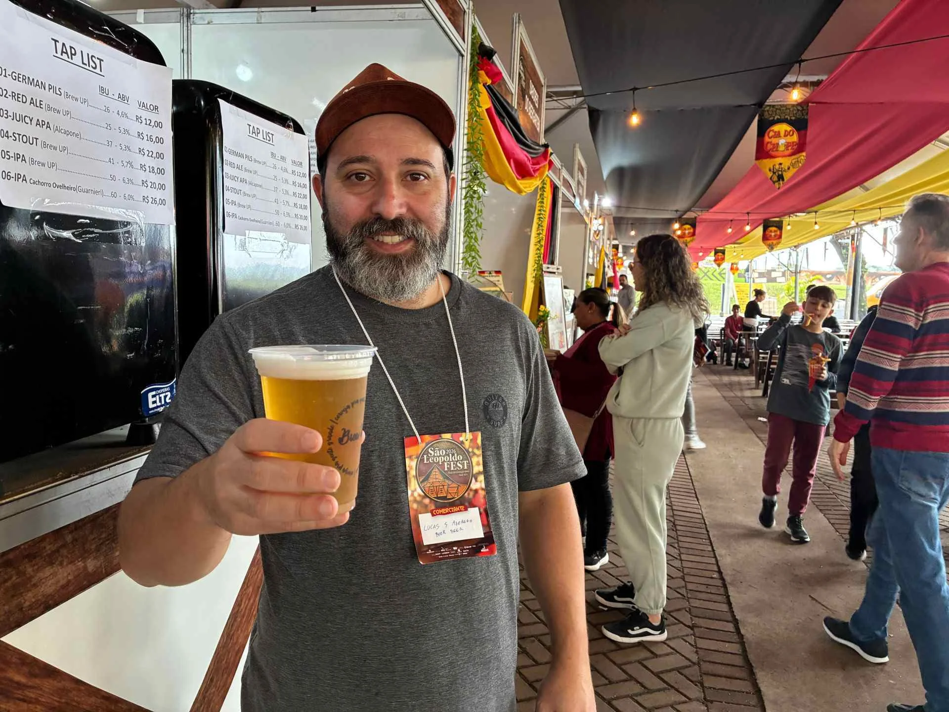 Público aproveita a sexta-feira para conhecer o Espaço Biergarten abc+