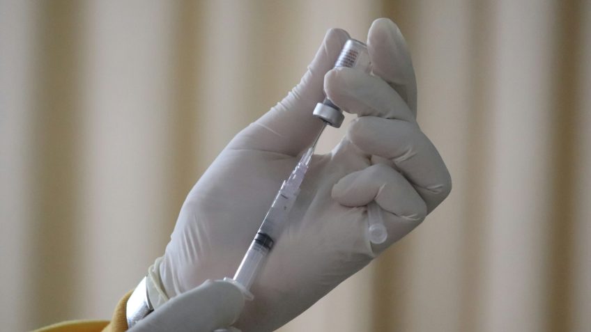 Conselho de Odontologia proíbe PMMA para uso estético