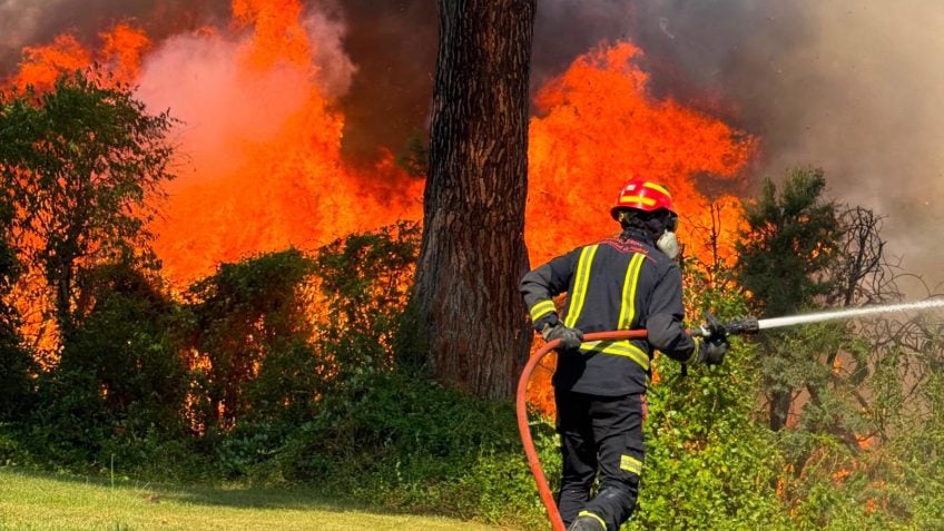Incêndios na Espanha e na França causam evacuação de 267 mil