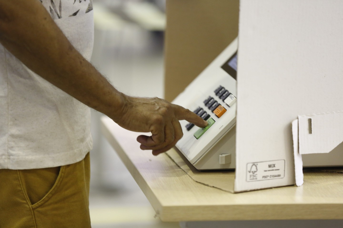 Meias verdades substituem mentiras e sofisticam a desinformação eleitoral, mostra estudo inédito