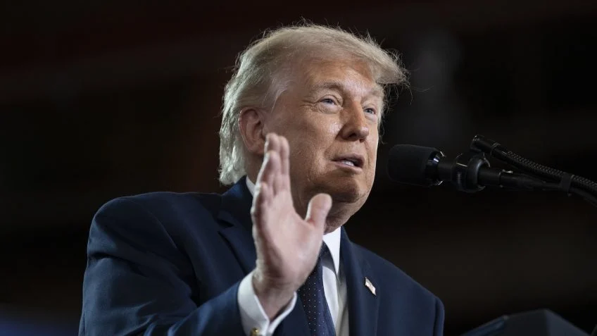 Trump diz que Fed deveria reduzir taxa de juros