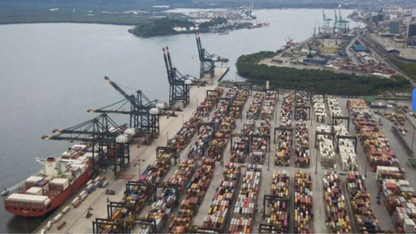 Novo pede suspensão de edital de R$ 1 bi no Porto de Santos