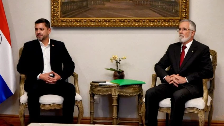 Paraguai entrega nota de repúdio a embaixador brasileiro