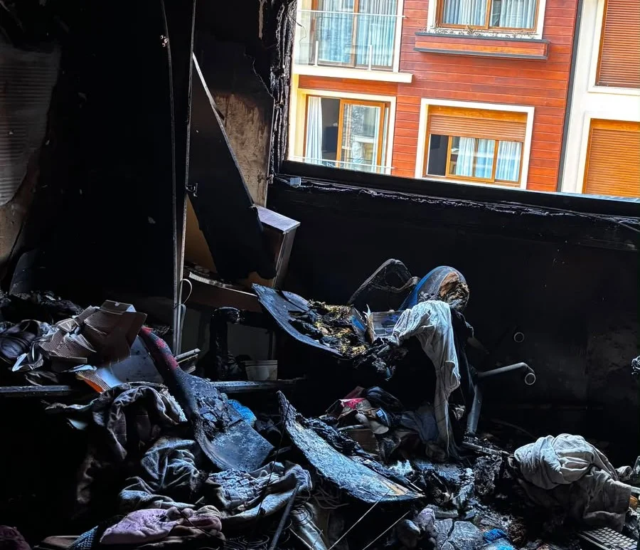 Incêndio e pequenas explosões por vazamento na rede de gás de prédio atingem apartamento em Canela abc+