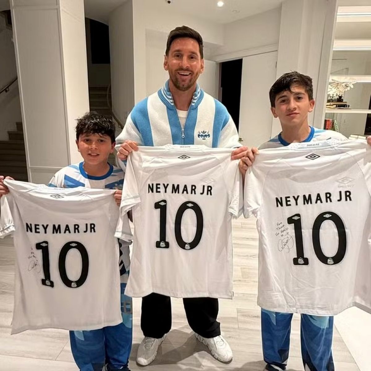 Família de Messi teve sobrenome alterado na chegada ao Porto de Santos G1