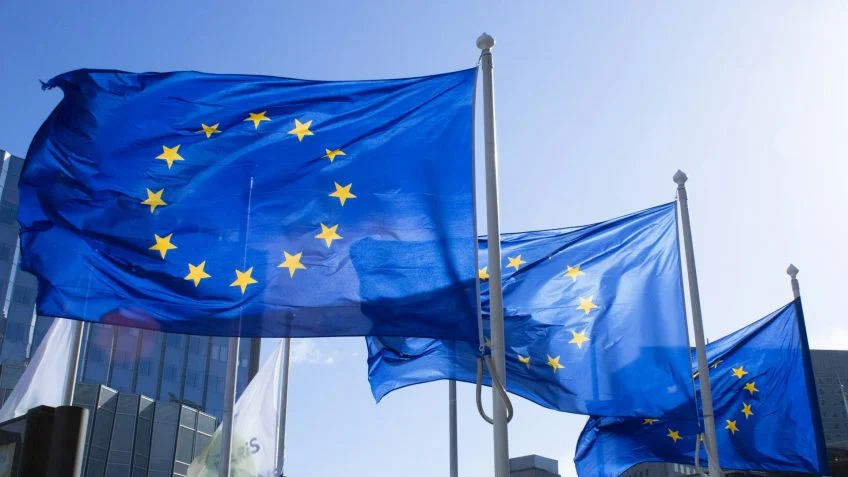 Ministros da UE falam em reforço de fronteira após reunião sobre Ceuta