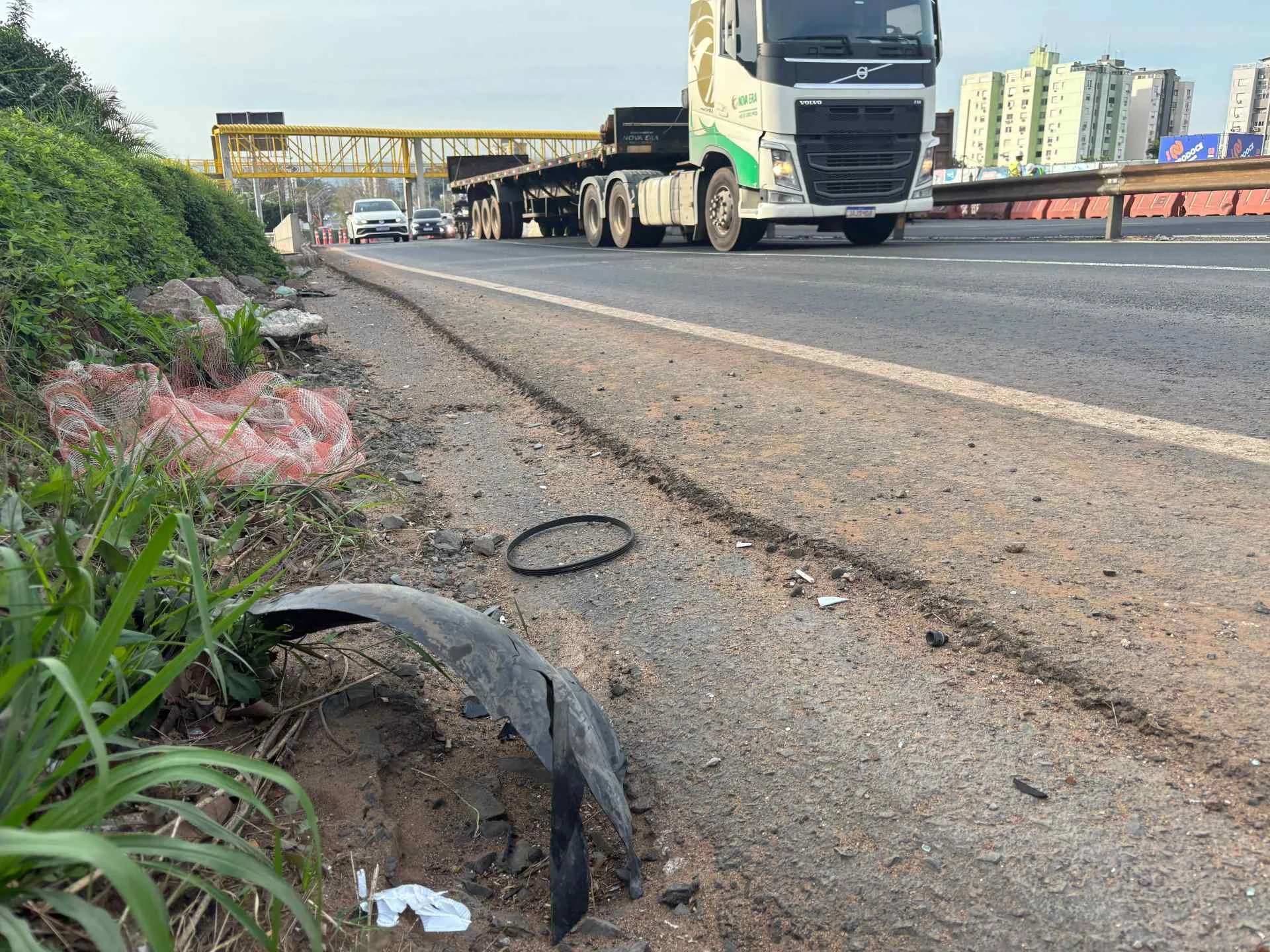 Velocidade e desatenção: PRF aponta causas de capotamentos na BR-116 abc+