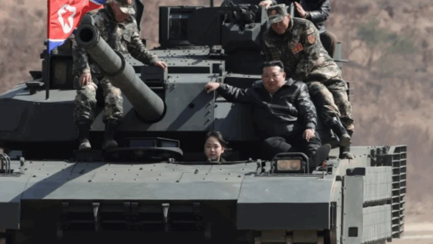 Coreia do Norte diz que estuda medidas militares contra o Japão