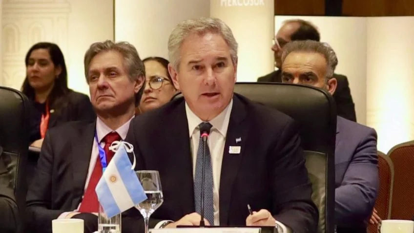 Chanceler diz desconhecer ação de Lula em campanha anti-Argentina