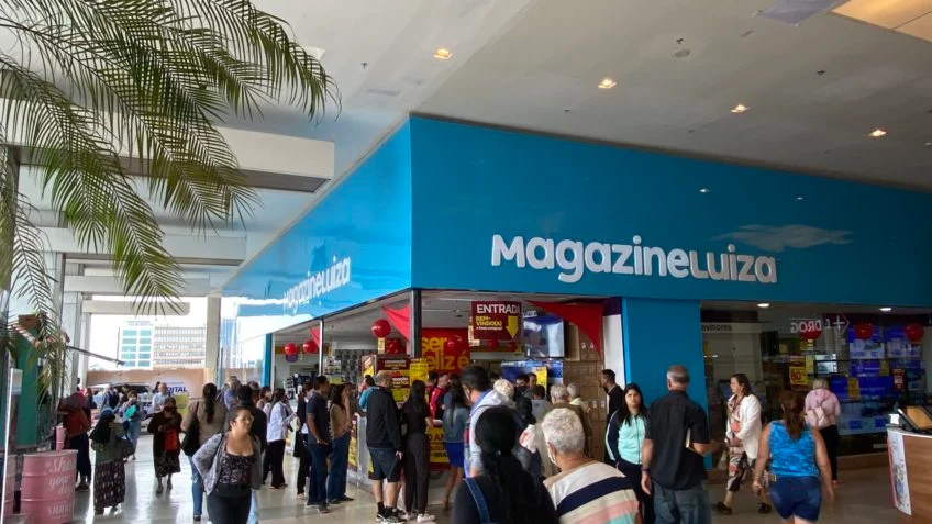 Vendas físicas do Magalu crescem 10% no 2º trimestre