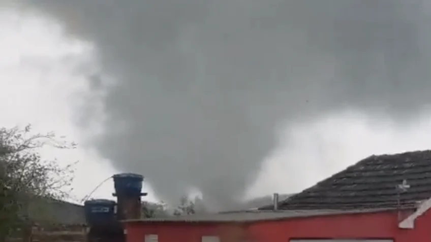 Novo tornado atinge o RS, o 2º em duas semanas