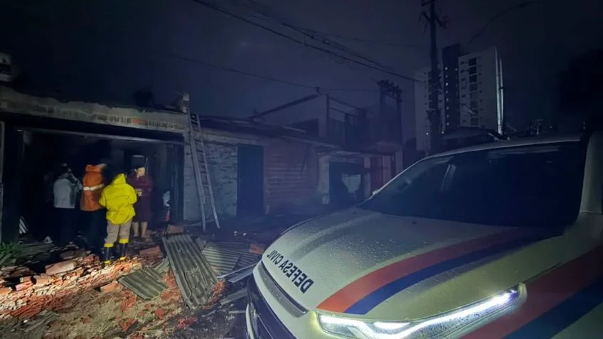 Defesa Civil do RS confirma uma morte e 5 feridos após ciclone bomba