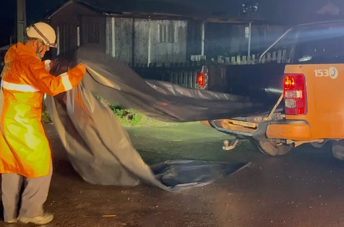 São Leopoldo registra rajada de vento de 93 km durante temporal desta quinta-feira abc+