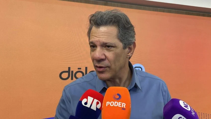 Haddad quer levar queda da educação de SP para debate com Tarcísio