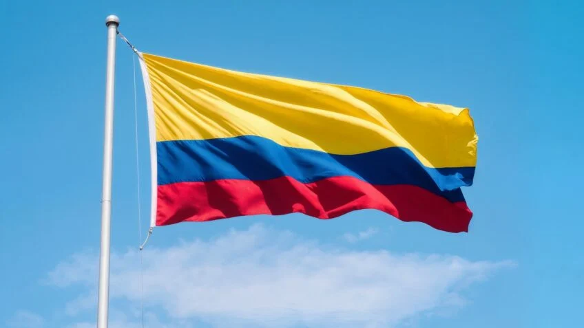 Base militar da Colômbia é atacada Exército atribui autoria a ex-Farc