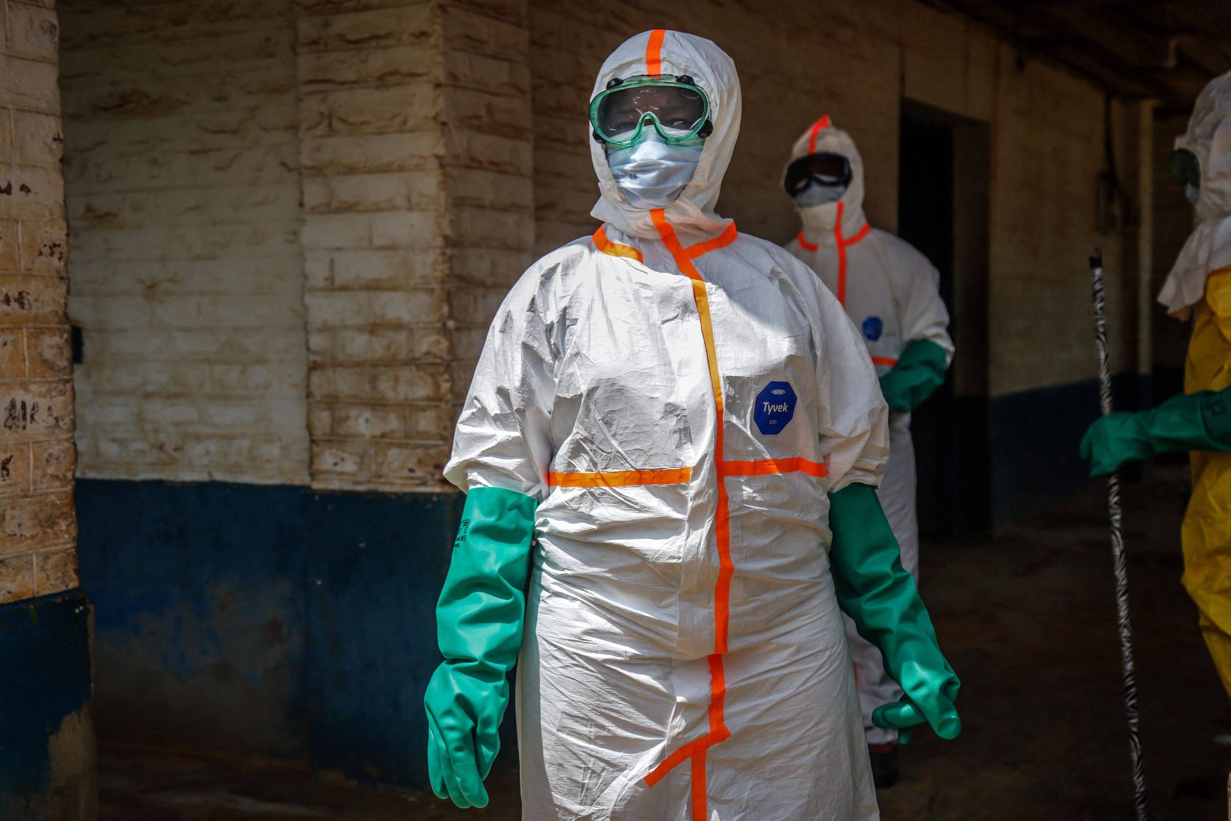 República Democrática do Congo tem mais de 900 casos suspeitos de ebola, afirma OMS