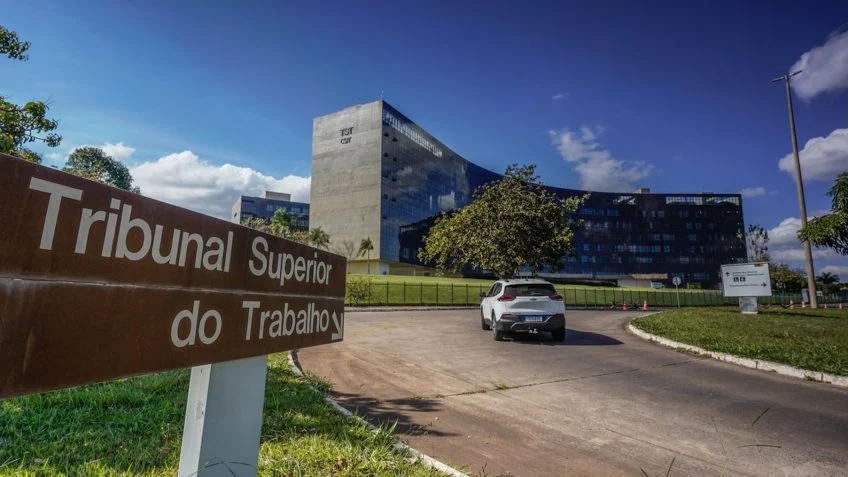 Saiba como identificar o crime de assédio eleitoral no trabalho