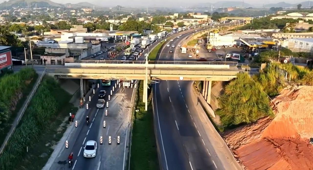 Após manhã de interdição, pista sentido Rio da Dutra é liberada