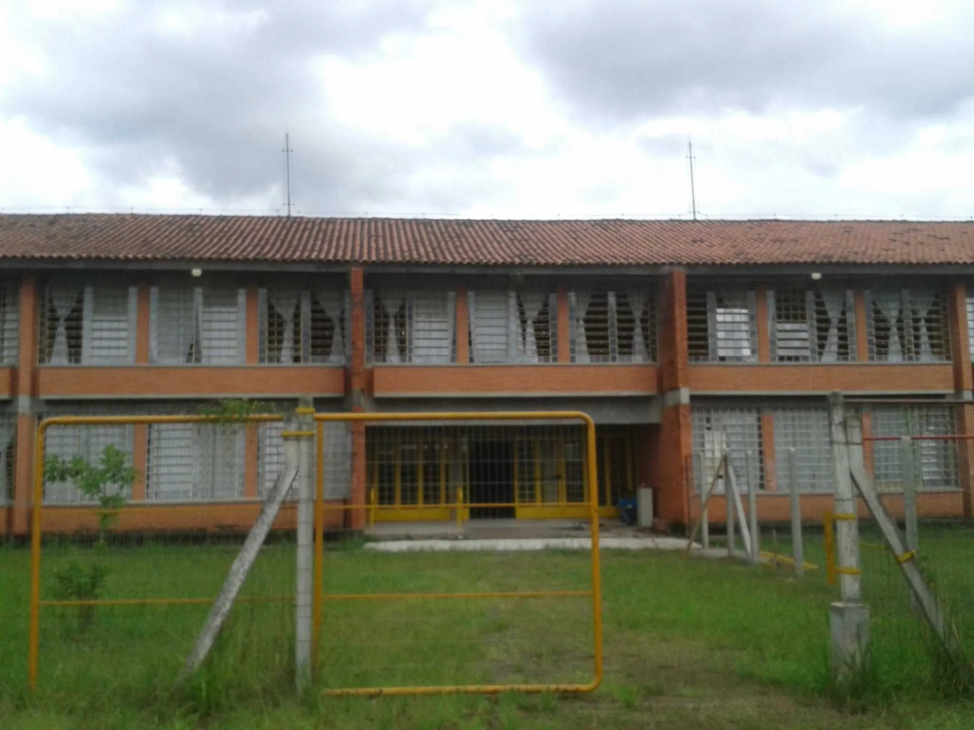 Duas escolas de São Leopoldo não terão aulas nesta segunda-feira por causa de estragos do temporal abc+