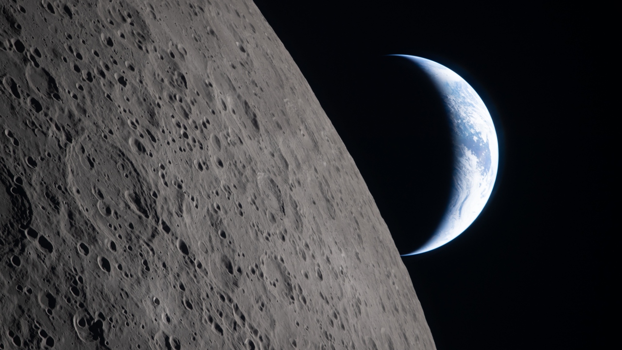 Estudo aponta locais mais promissores para encontrar água congelada na Lua - Aventuras na História