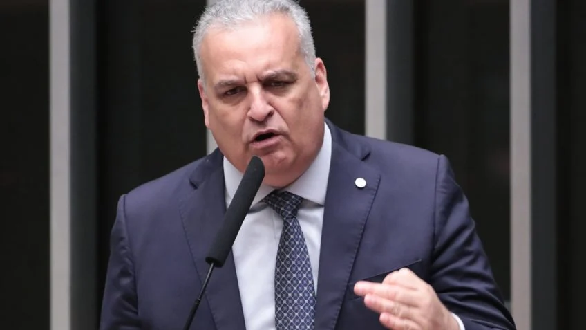 Homem diz que recebeu R$ 16.500 em alegação de estupro contra Gaspar