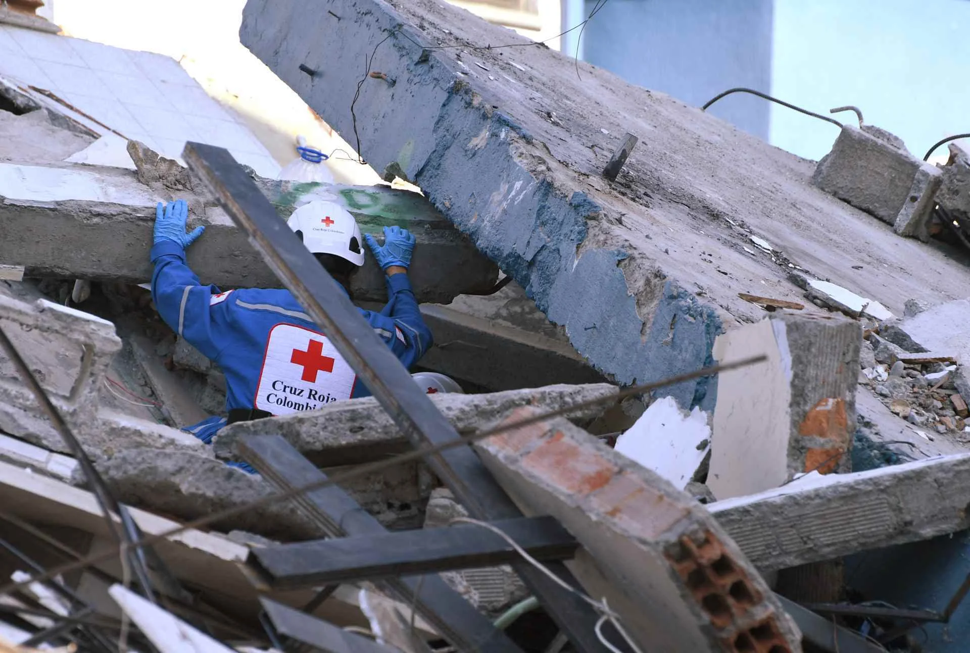 Uma sensação de impotência , descreve gaúcha que presenciou terremoto com mais de 100 mortos na Colômbia abc+
