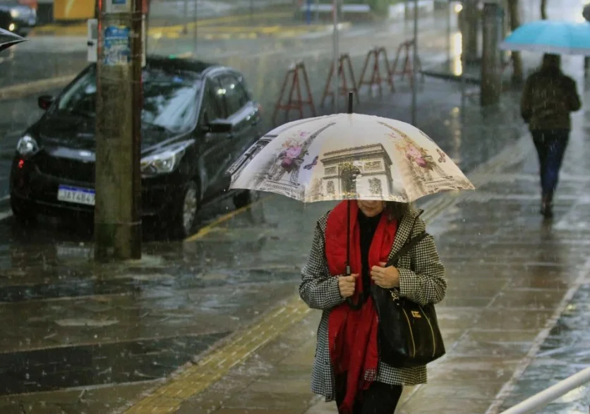 Diante do retorno da chuva, prefeitura lança operação para combater os alagamentos em Canoas abc+