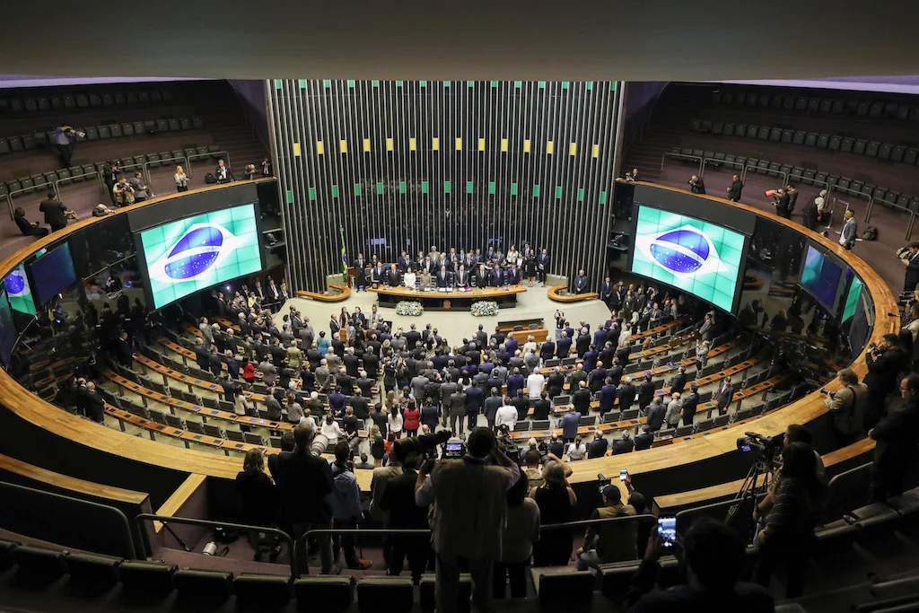 Congresso instala 5 comissões para analisar MPs do governo