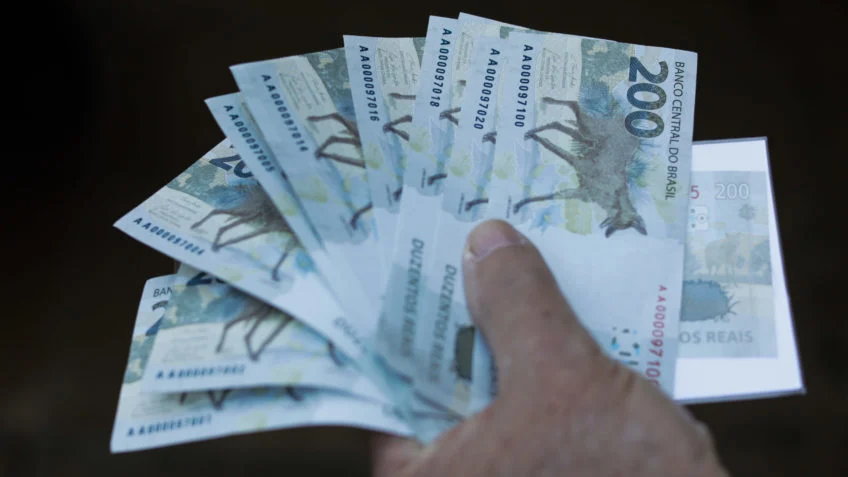 Governo abre crédito extraordinário de R$ 4,8 bi para ministérios