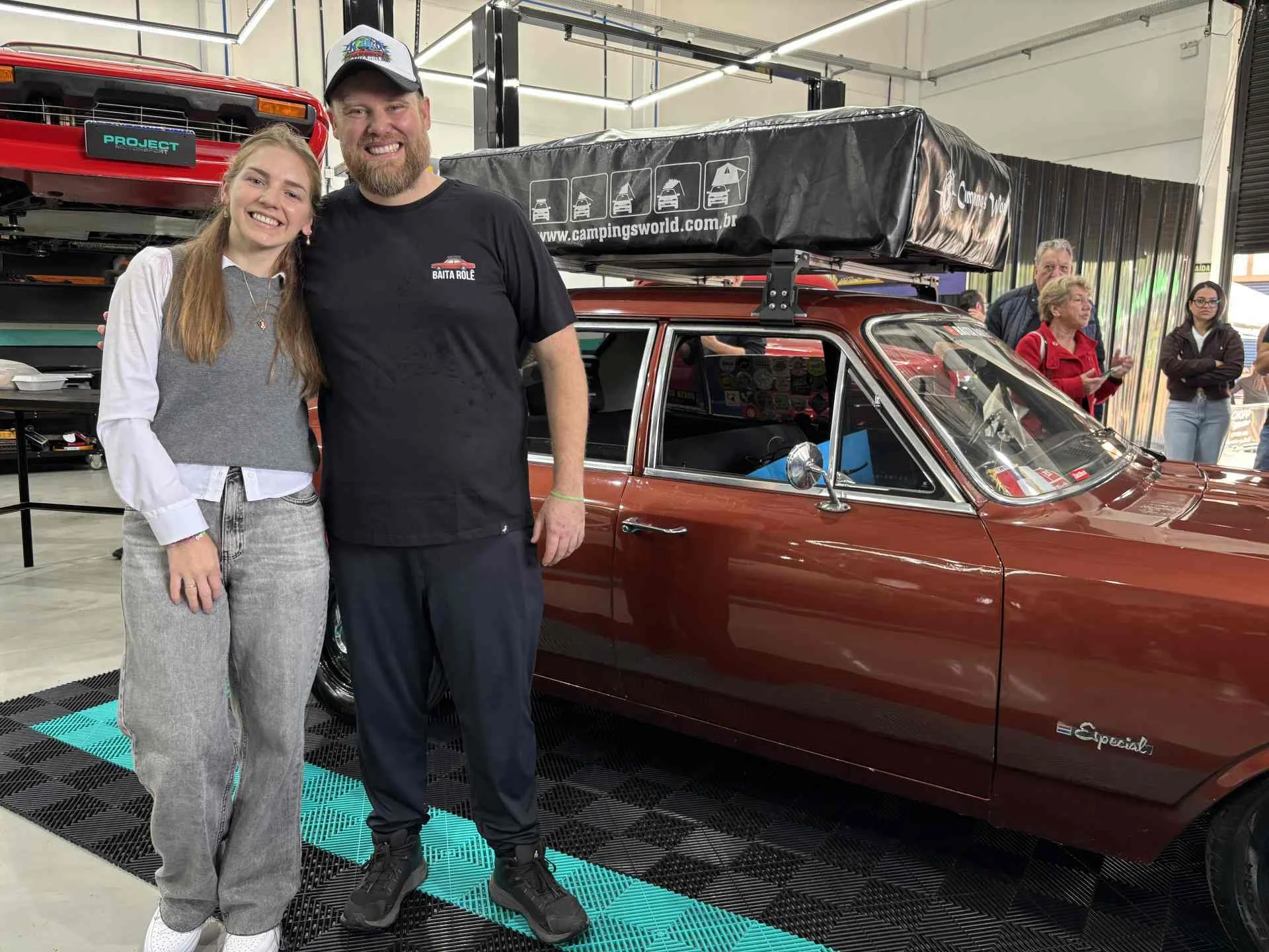 Casal do Baita Rolê apresenta Opala restaurado em encontro em Ivoti veja o vídeo abc+
