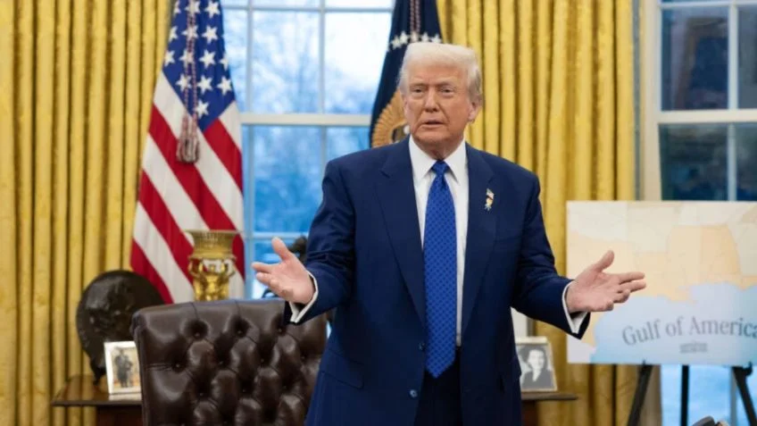 Trump quer declarar estreito de Ormuz como território dos EUA