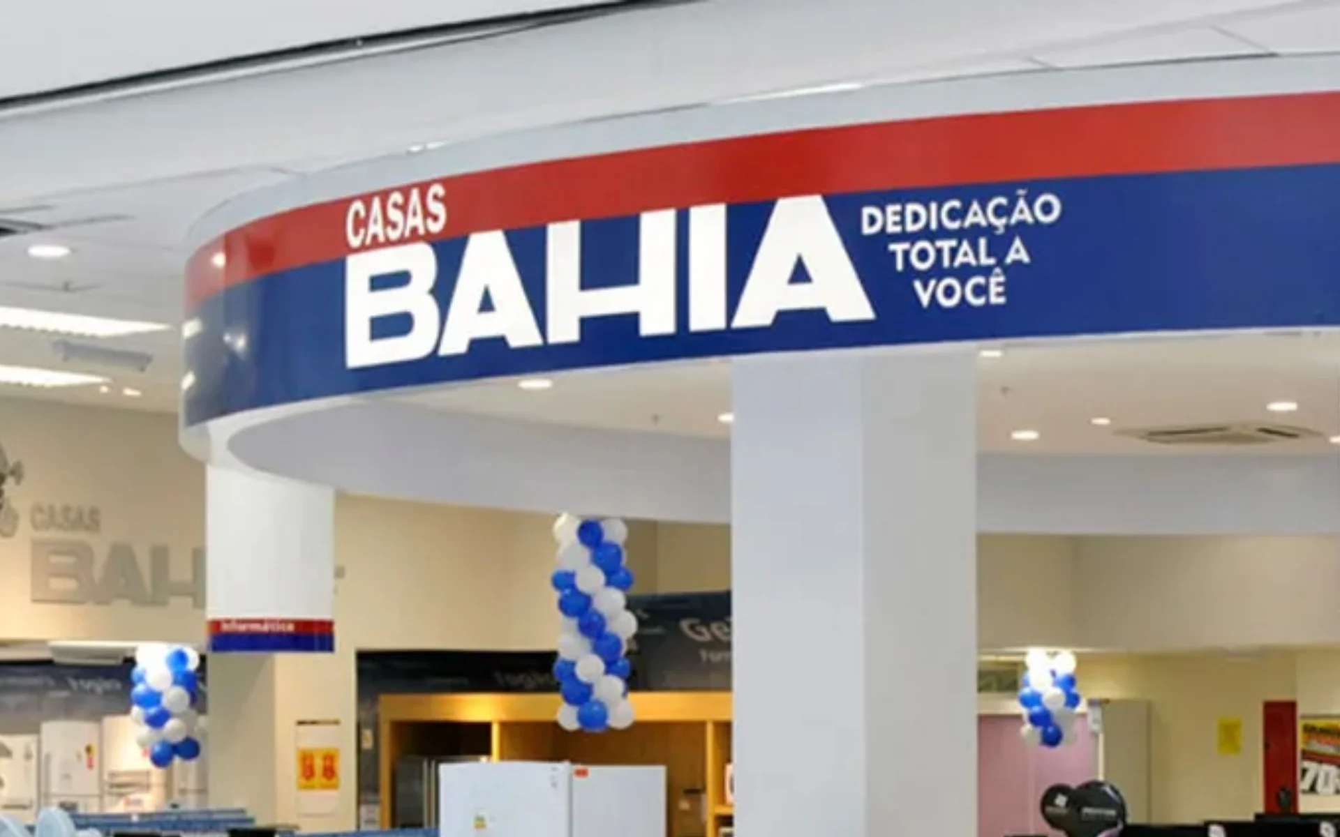 Sindicato afirma que tomará medidas após demissões e fechamento de lojas das Casas Bahia