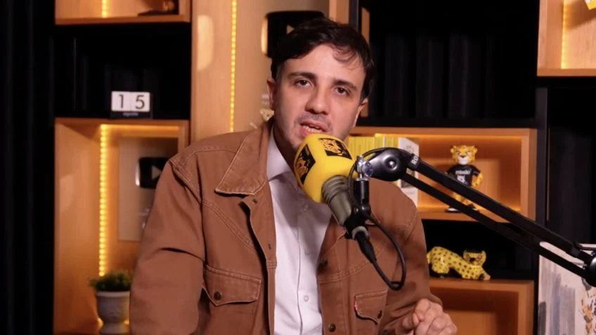 Em 1ª live de campanha, Renan fala em vingança e critica Lula e Flávio