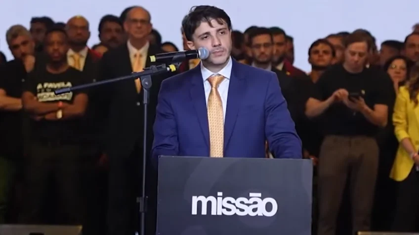 Ao vivo: Renan Santos faz 1º ato de campanha em São Paulo