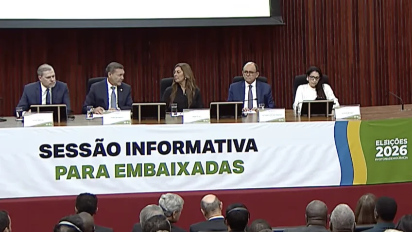 TSE recebe representantes de 88 países para falar de urnas eletrônicas
