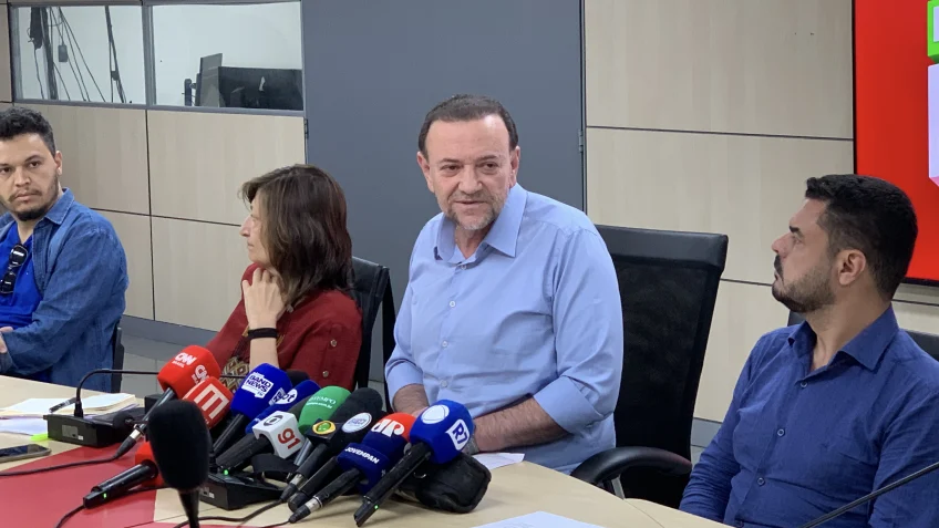 PT diz que vai começar a negociar apoio do Centrão no 1º turno