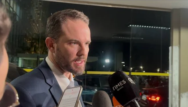 Durigan espera diálogo com EUA após eventual tentativa de interferência