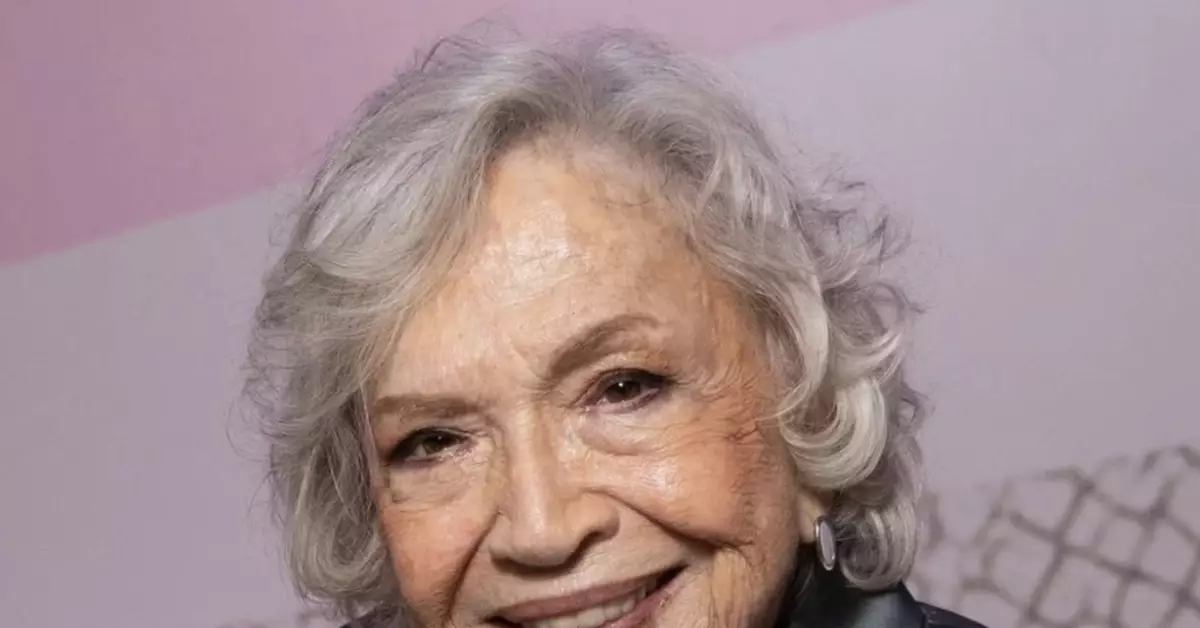 Com morte de Laura Cardoso, Nathalia Timberg assume topo entre os artistas mais longevos do Brasil veja outros