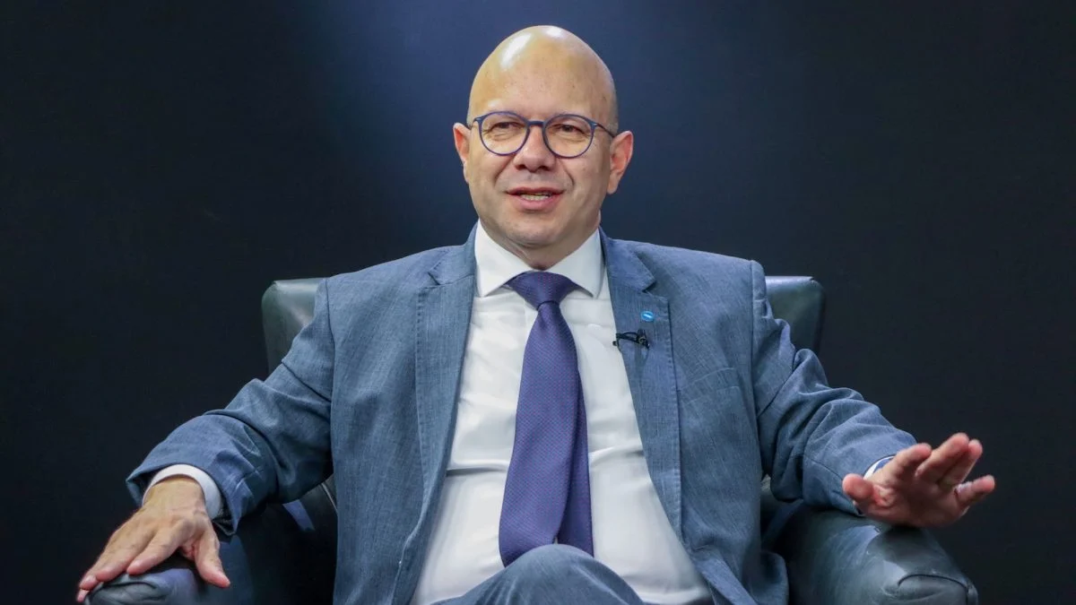 Indústria pede fim da 6 X 1 ou ninguém vai querer ser CLT