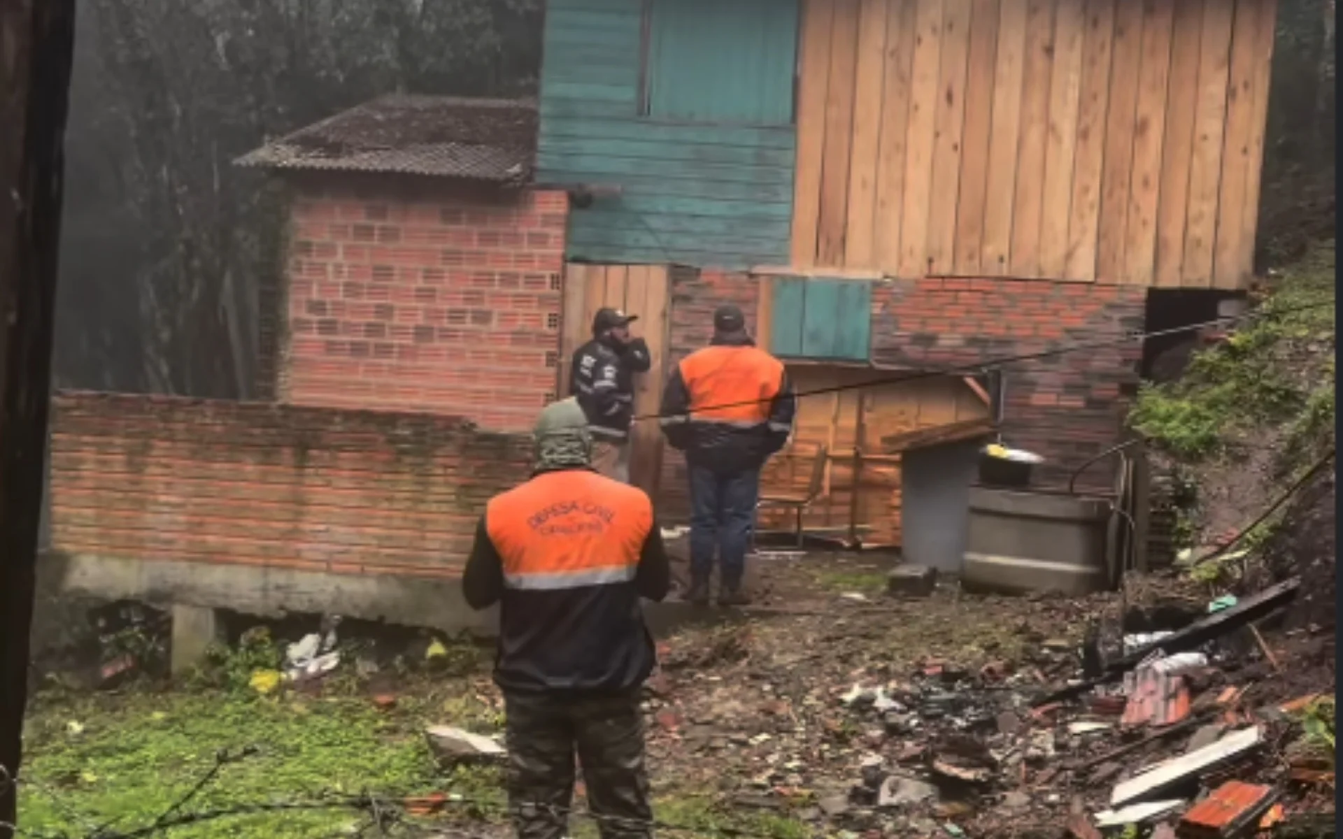 Temporal com granizo atinge mais de 400 casas em Canela e prefeito decreta situação de emergência