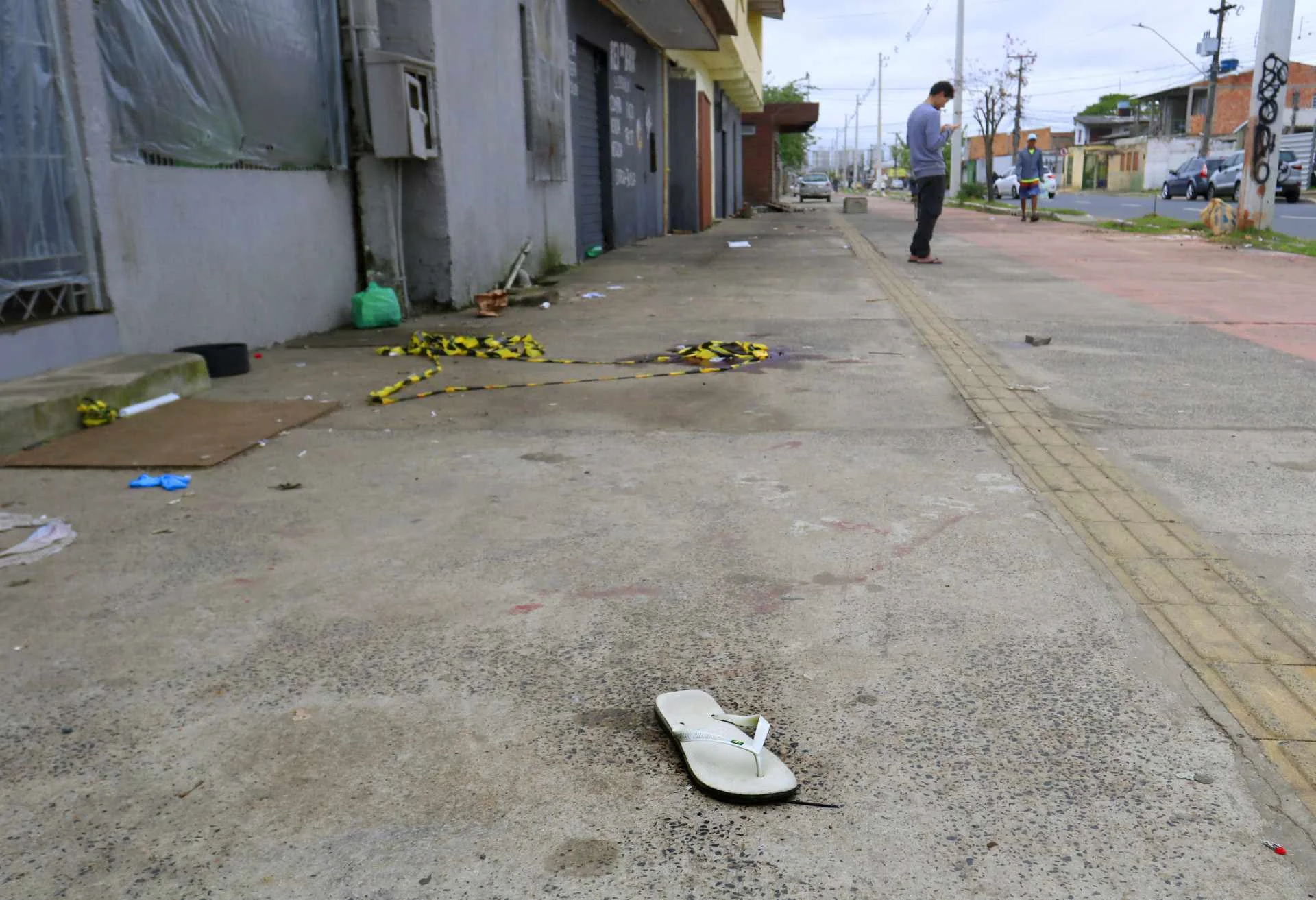 Adolescente de 16 anos, homem com tornozeleira e jovem em carro: O que se sabe sobre 3 assassinatos em menos de 24 horas em Canoas abc+