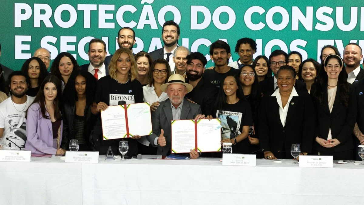 Lula assina decreto contra o cambismo digital