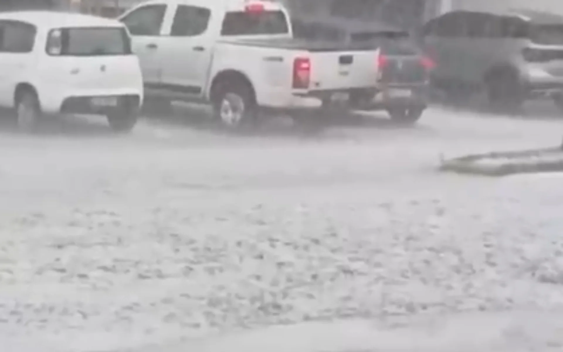 VÍDEO: Temporal com granizo atinge cidade de Santa Catarina abc+