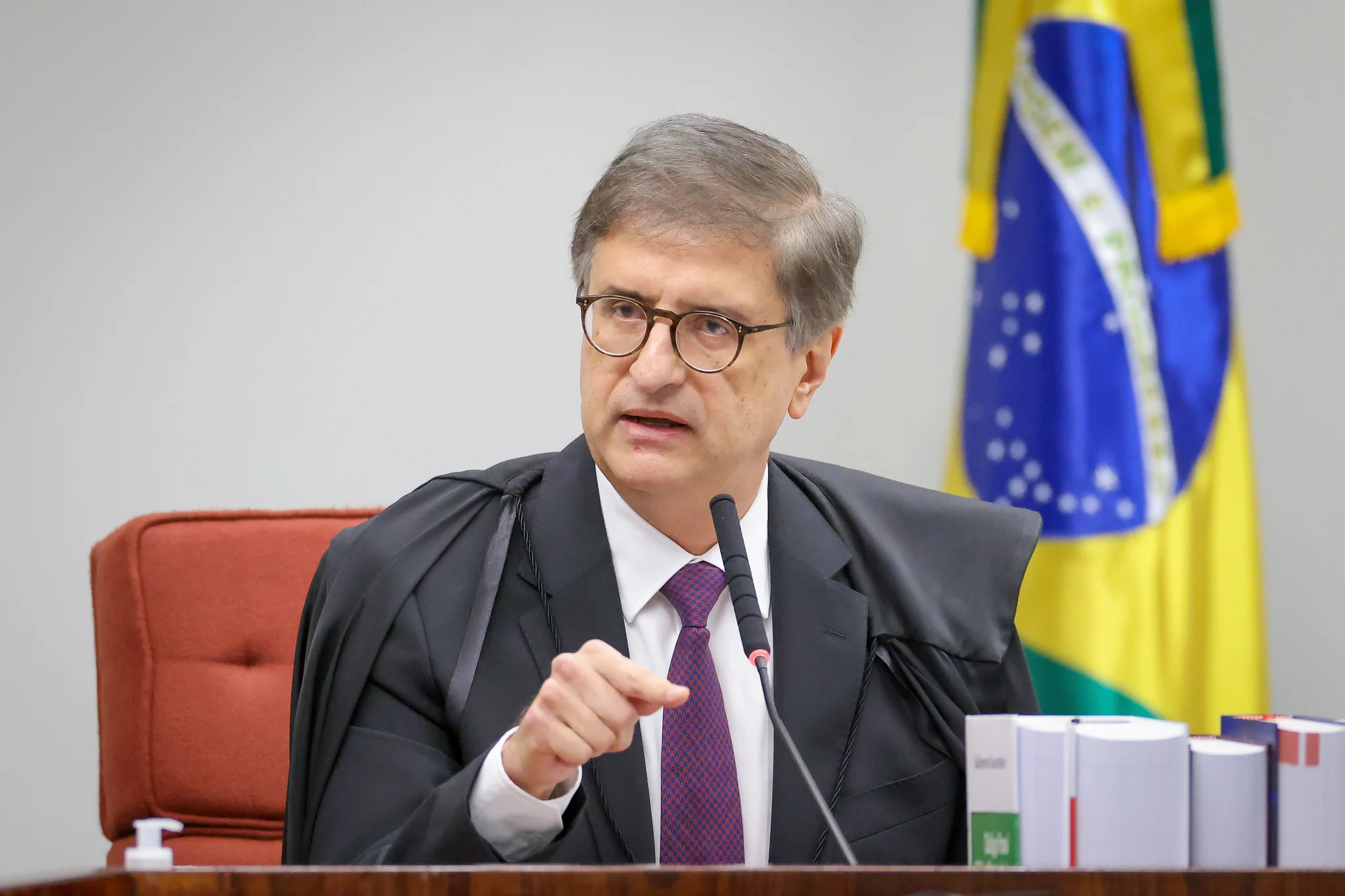 Advogado pede ao CNMP o afastamento de Paulo Gonet