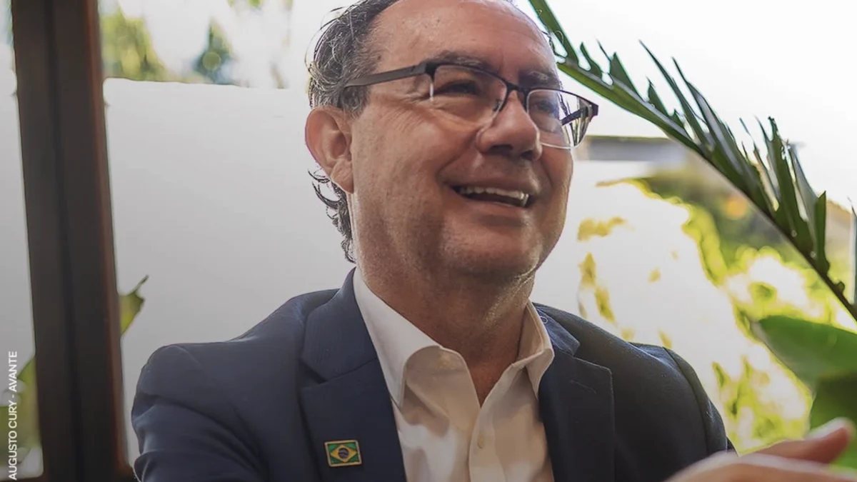 Augusto Cury lança vídeo sobre 3ª via depois de subir nas pesquisas