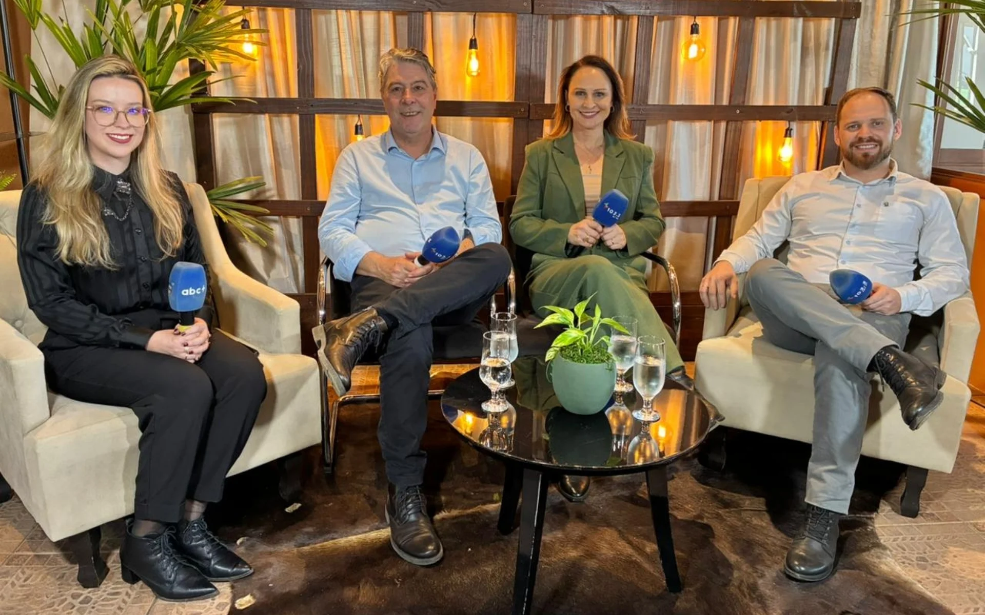 AO VIVO: Assista ao painel Os Impactos dos Efeitos Climáticos diretamente da Expointer abc+