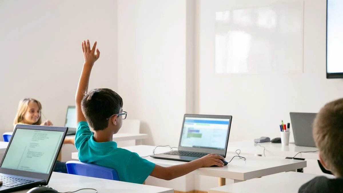 Opinião Em time que está ganhando não se mexe Na educação, não parte 2