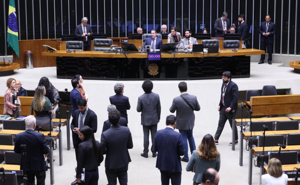 Taxa das blusinhas: falta de coerência atrapalhou debate, diz varejo
